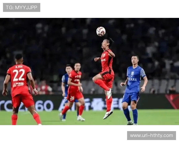 裁判尺度争议再起，德比战火药味凸显联赛竞争强度